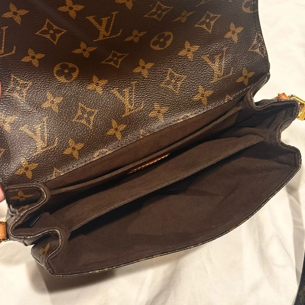 Louis Vuitton Pochette Métis Bag - Picture 5 of 8